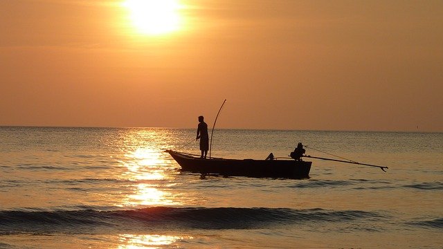 fishing-g1600193f5_640