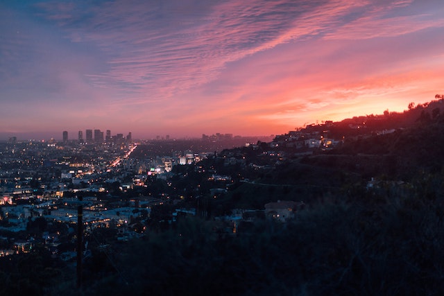 LA